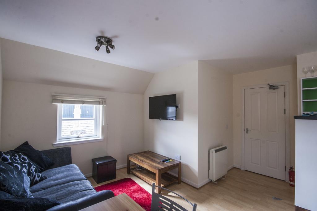 8 Varis Apartments Forres Eksteriør billede